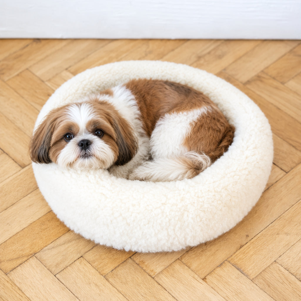 The Tatra Mountain Natural Wool Pet Bed -Natural White
